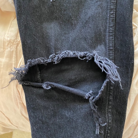 Abercrombie Mom High Rise Jeans - Picture 5 of 5